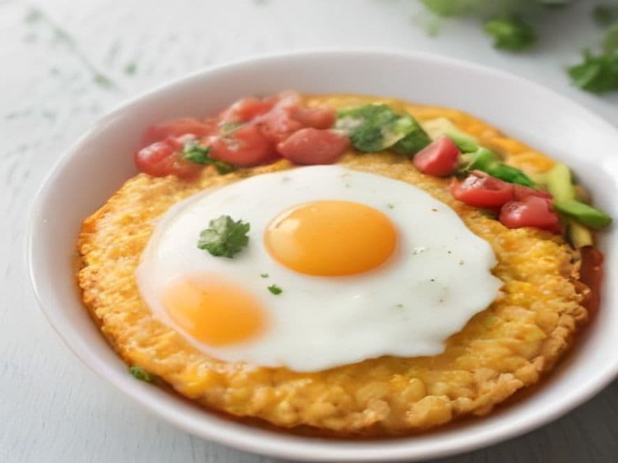 Huevos a la Copa con Salsa de Chipotle Keto