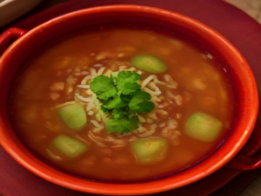 Pozole Rojo Keto de Cerdo sin Maíz