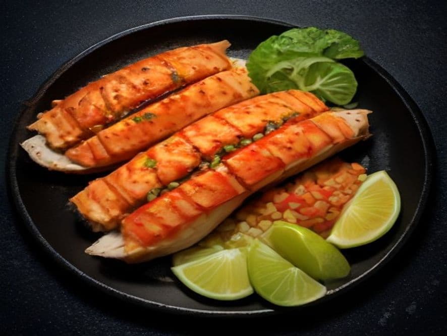 Tilapia en salsa chipotle keto ligero